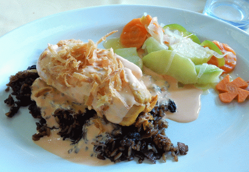 El Bastion chicken with cochinita pibil