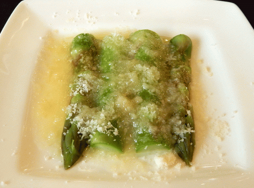 Ristrot Guviol asparagus with egg and parmesan foam