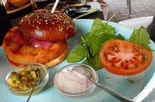 Quilombo salmon burger